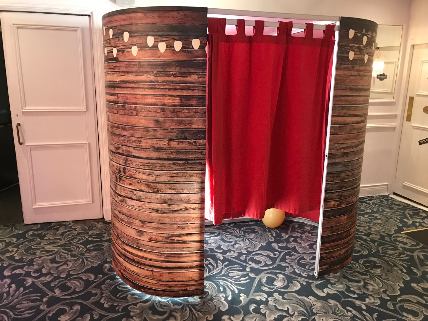 Enchanted Woodlands Photobooth: Step into the Fairytale