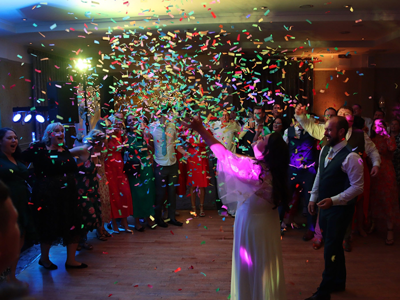 blog_5 Creative Wedding Entertainment Ideas to Wow Your Guests